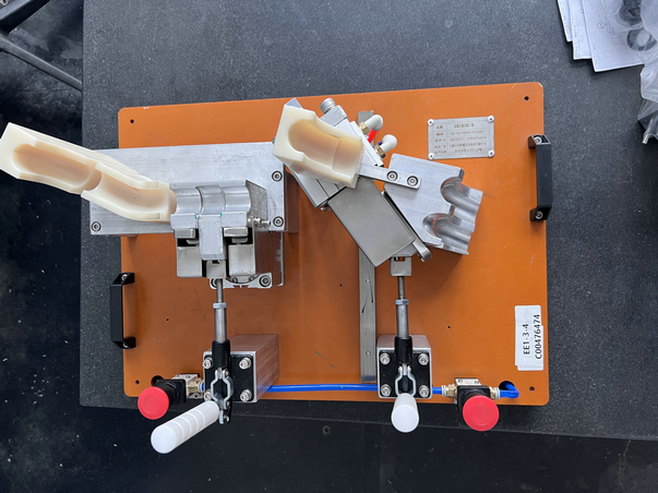 Metal bracket installation tooling